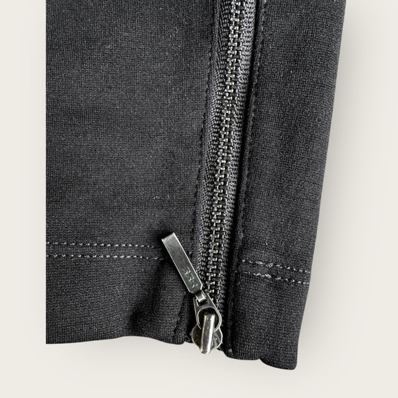 Eileen Fisher Cropped Ankle Zip Pants - Picture 10 of 16